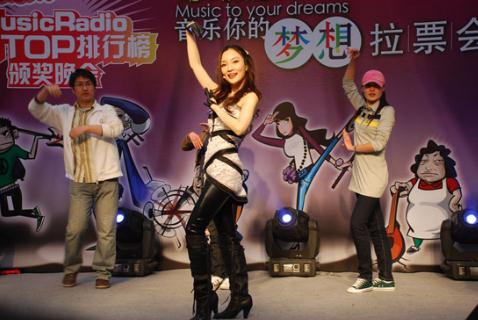 微信投票付费的最美杭州人投票微信新闻